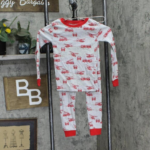 NEW Member's Mark Boys Firetruck Youth Favorite Pajama 2-Piece Set Gray / Red 6 - Picture 1 of 6